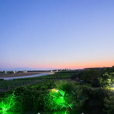 בית נופש Olympus Sea View Apartment.